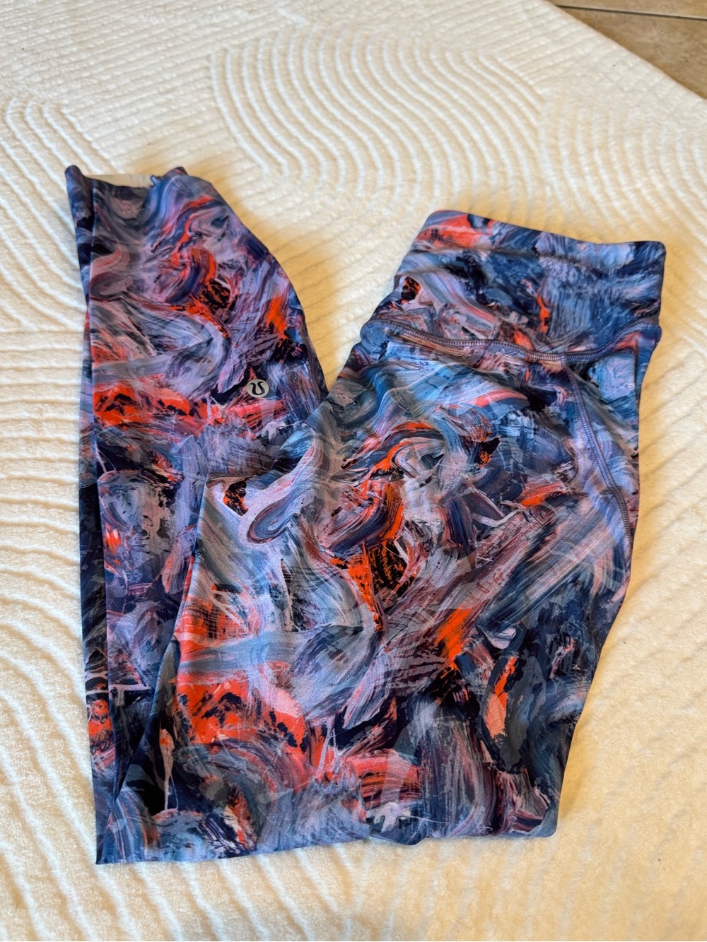 Lululemon Abstract Swirl Leggings - Size 6